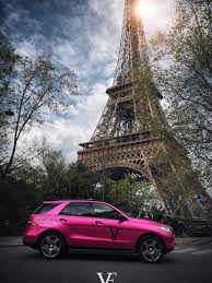 Mercedes GLE in Neon Pink foliert, Frontansicht